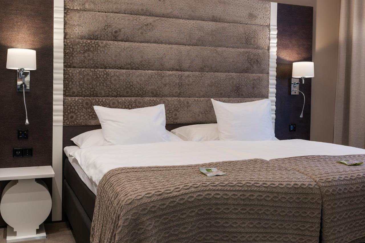 Lydia Hotel Тарту Екстер'єр фото