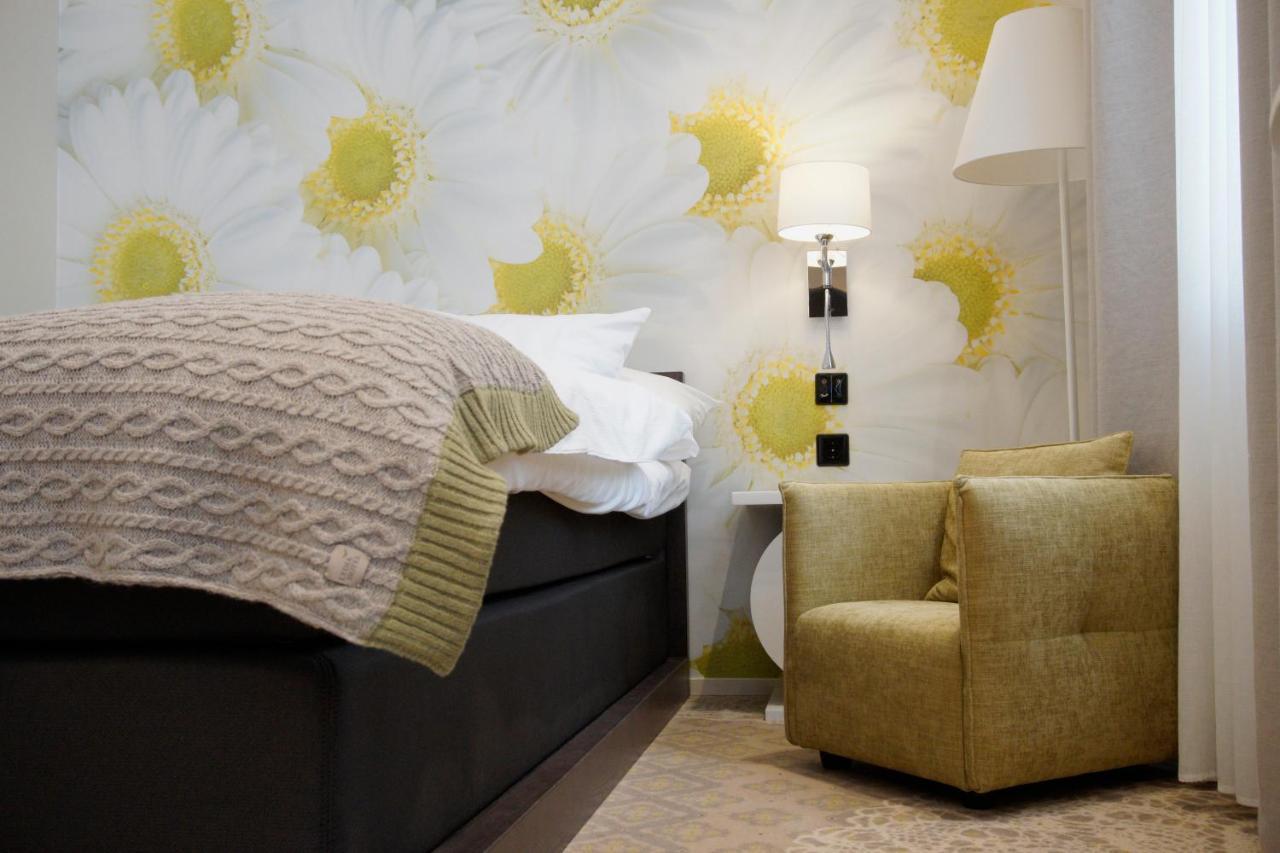 Lydia Hotel Тарту Екстер'єр фото