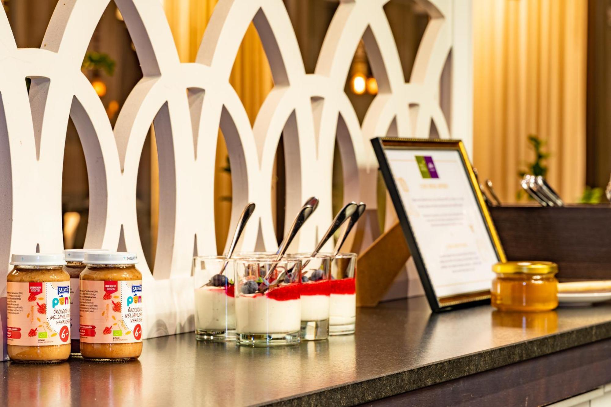 Lydia Hotel Тарту Екстер'єр фото