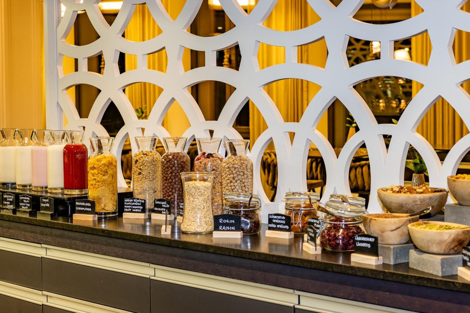 Lydia Hotel Тарту Екстер'єр фото