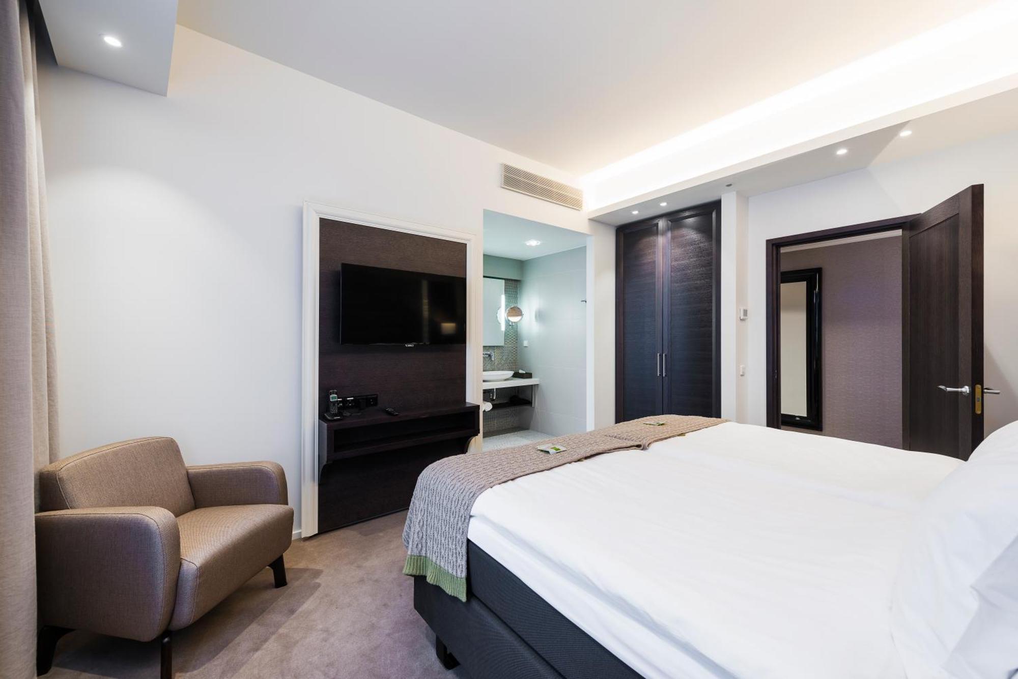 Lydia Hotel Тарту Екстер'єр фото